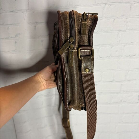 NEW Claire Chase brown distressed leather multi compartment crossbody man bag - Picture 5 of 13